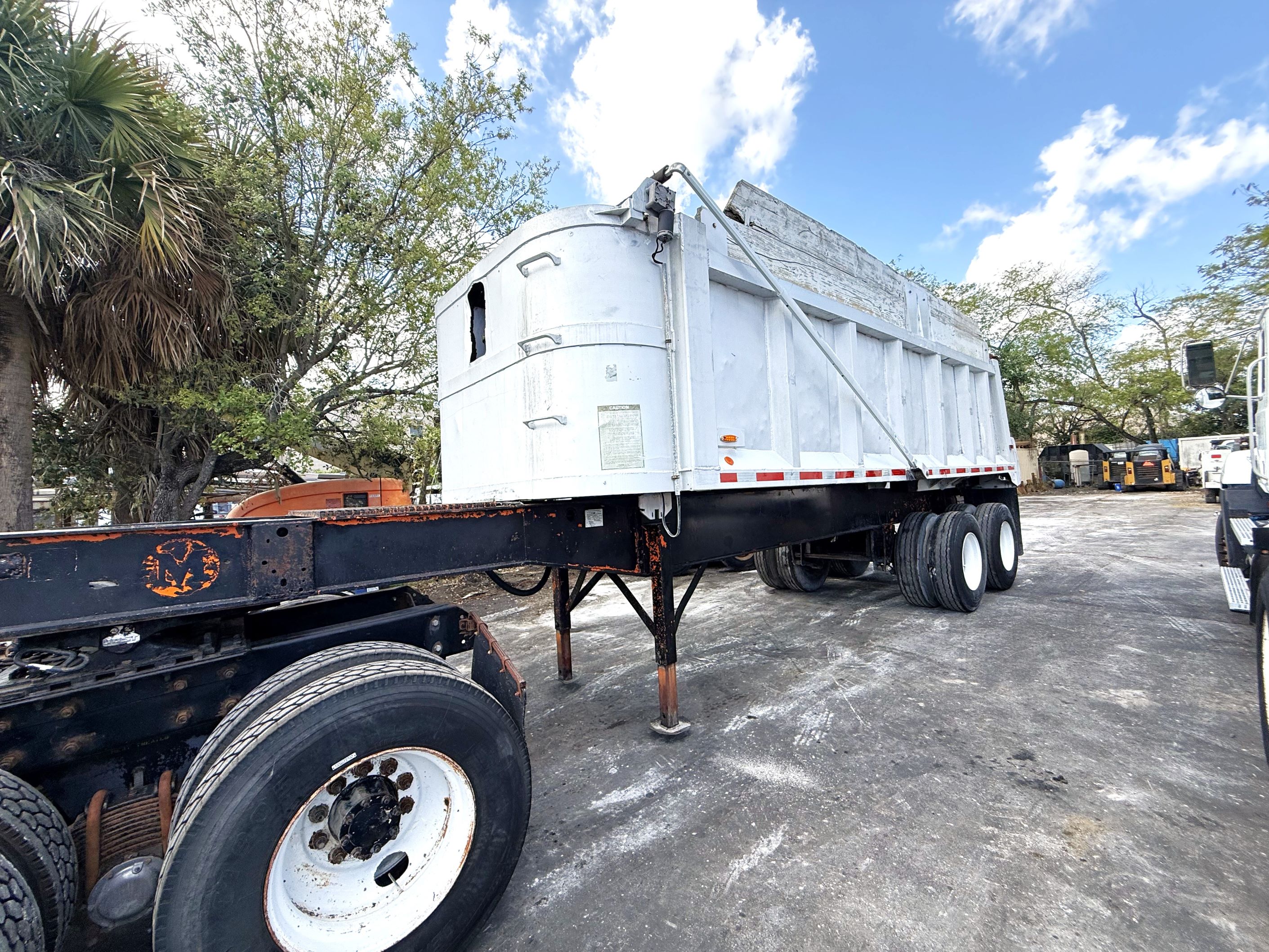 DUMP TRAILER ALUMINIUM 26 FEET 60302A3 (image for) DUMP TRAILER ALUMINIUM 26 FEET 60302A3